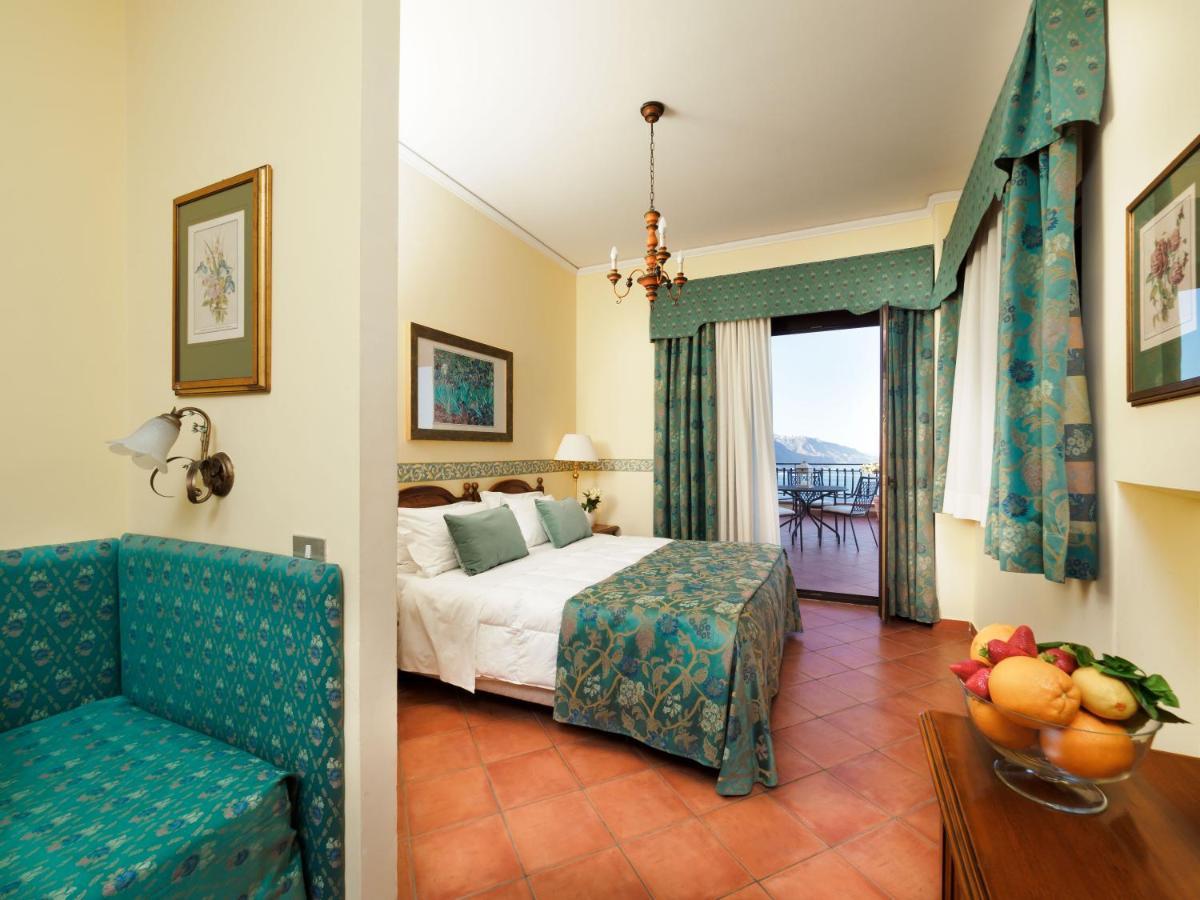 Hotel Sirius Taormina Exteriör bild